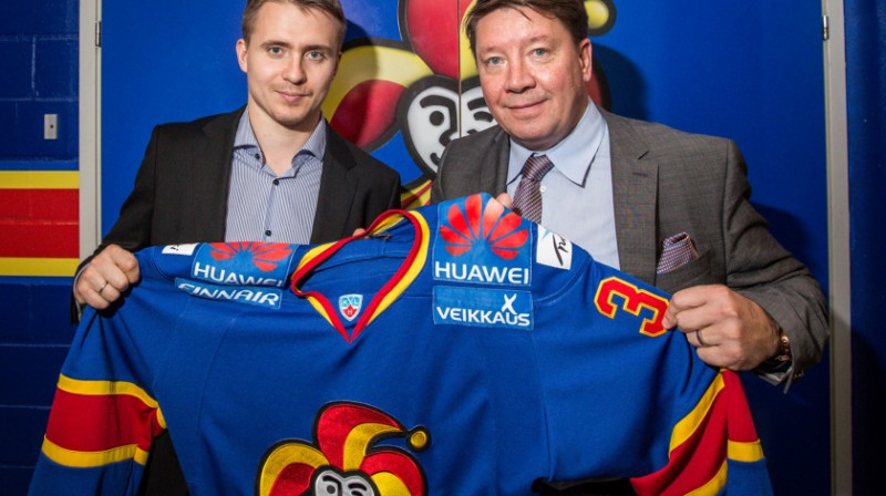 Arturs Kulda un Jari Kurri 
Foto: jokerit.com