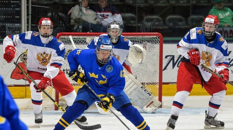 Brīdis no Zviedrijas un Krievijas U18 izlašu mača
Foto: Matt Zambonin/HHOF-IIHF Images