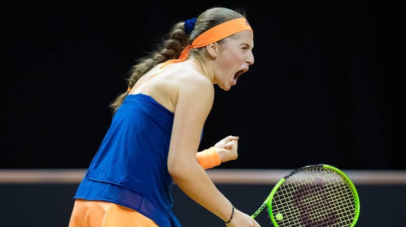 Aļona Ostapenko
Porsche Tennis Grand Prix