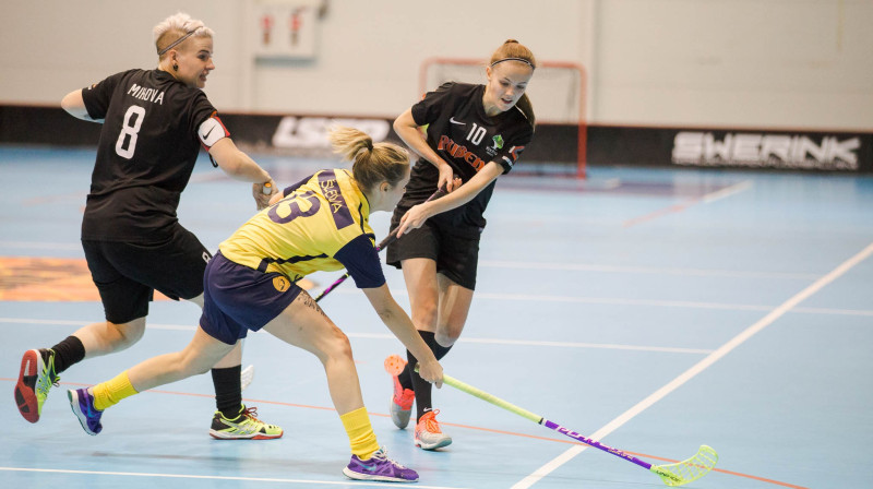 Moments no mača starp "Rubeni" un "Ķekavu"
Foto: Raivo Sarelainens, floorball.lv