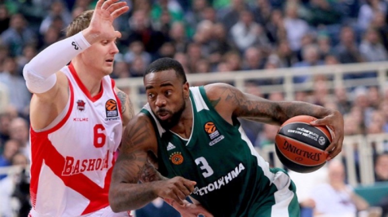 Jānis Timma pret Keisiju Riversu
Foto: Euroleague.net