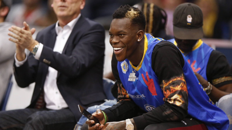 Deniss Šrēders "Dennis Schröder" krekliņā komandas mājas spēlē 
Foto: imago / Scanpix