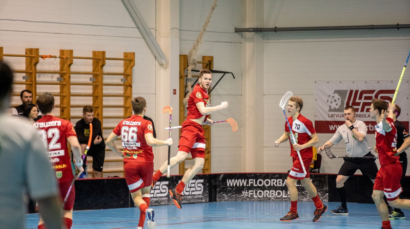 Talsu NSS/Krauzers prieki. Foto: floorball.lv