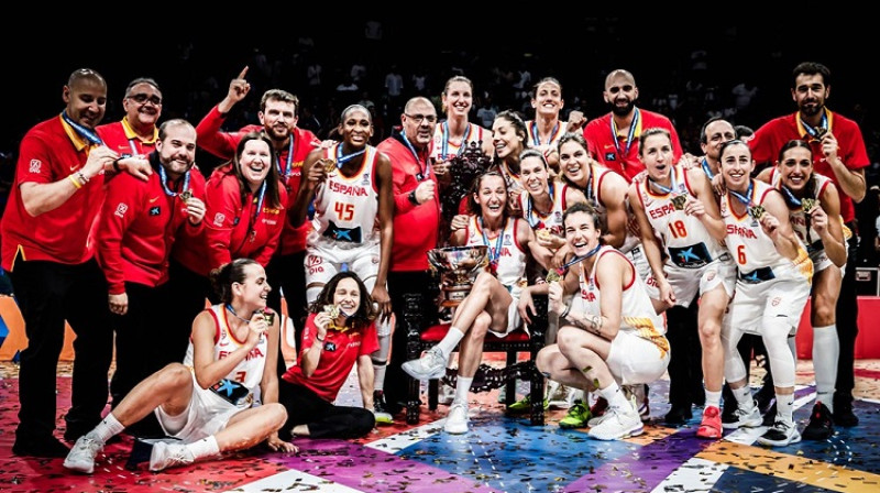 Laja Palau un Spānija: ceturtais Eiropas tituls. Foto: FIBA