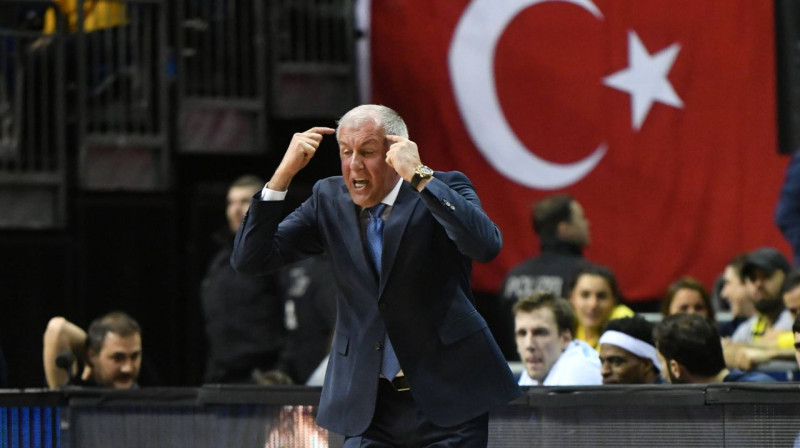 Ilggadējais "Fenerbahce" treneris Žeļko Obradovičs. Foto: imago / Scanpix