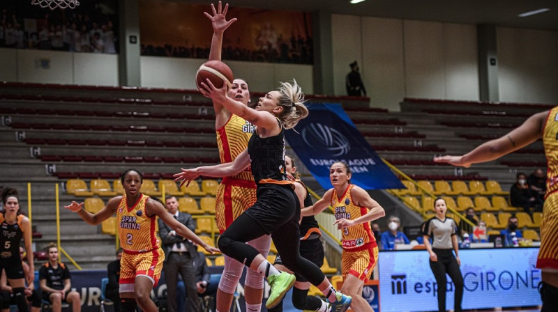 Ilze Jākobsone: atkārtots EWBL rekords trīspunktu metienos. Foto: FIBA