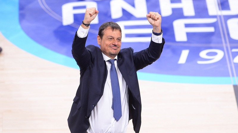 Ergins Atamans 2021. gada 4. maijā pēc iekļūšanas "Final Four". Foto: imago/Scanpix