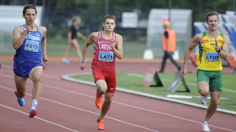 Roberts Jānis Zālītis (centrā). Foto:Guntis Bērziņš.