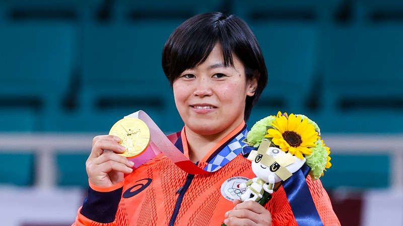 Šori Hamada uzvarēja džudo sacensībās sievietēm svara kategorijā līdz 78 kilogramiem. Foto: TASS/Scanpix