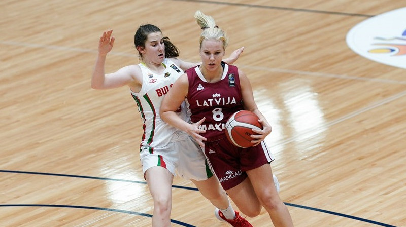 Žozefīne Sīpoliņa Latvijas U16 izlasē. Foto: FIBA