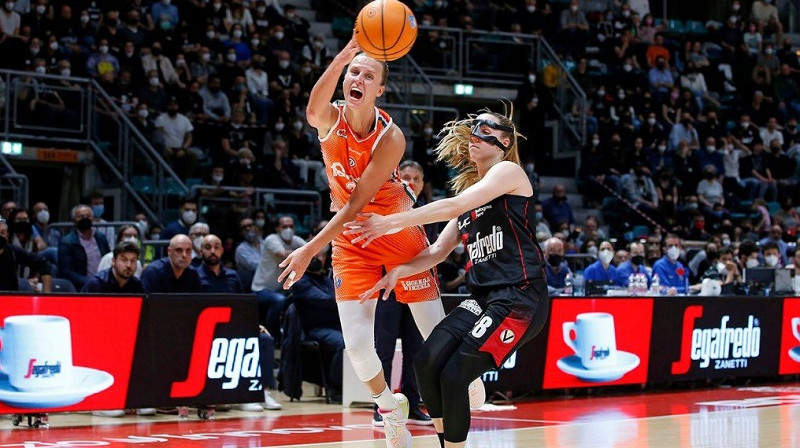 Kitija Laksa 2022. gada 5. maijā Boloņā. Foto: Lega Basket Femminile