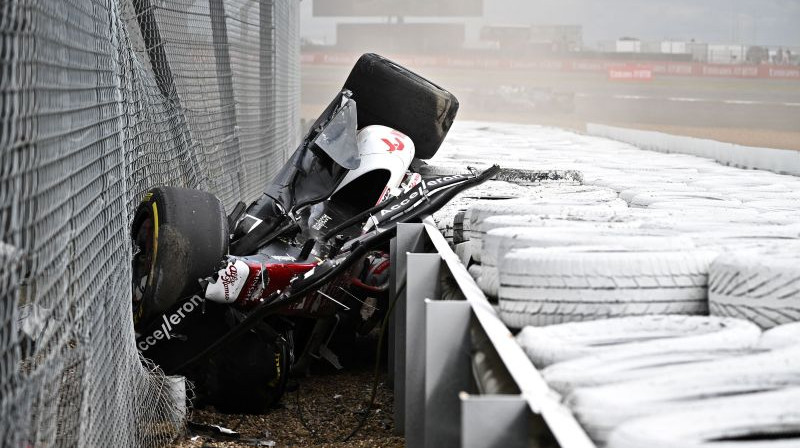 Gvanju Žou formula pēc sadursmes. Foto: AFP/Scanpix