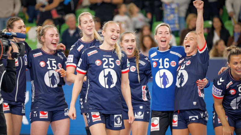 Norvēģijas valstsvienības handbolistes. Foto: Kolektiff Images/EHF