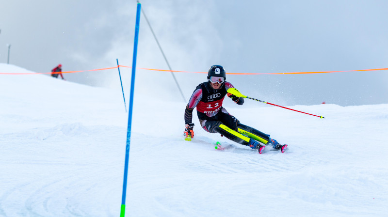 Miks Zvejnieks slaloma trasē
Foto: Kieran Norris