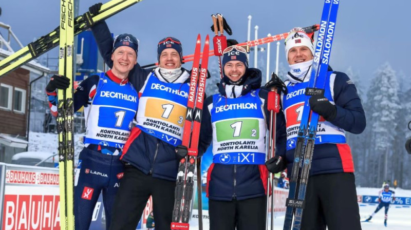 Norvēģijas biatlona stafetes komanda. Foto: International Biathlon Union