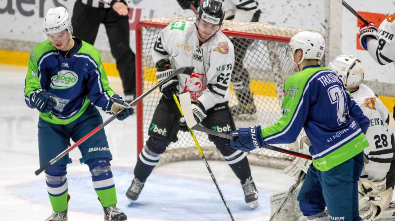 Rīgas "Mogo/LSPA" pret Viļņas "Hockey Punks". Foto: Guntis Lazdāns