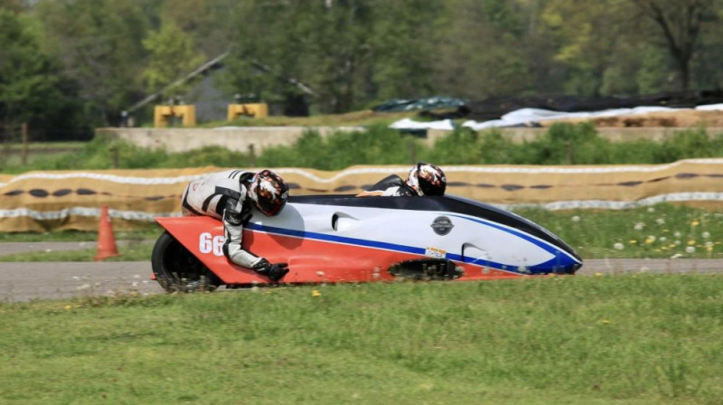 Tomass Akselsons un Artis Neilands. Foto: Sidecar Racing Team 669