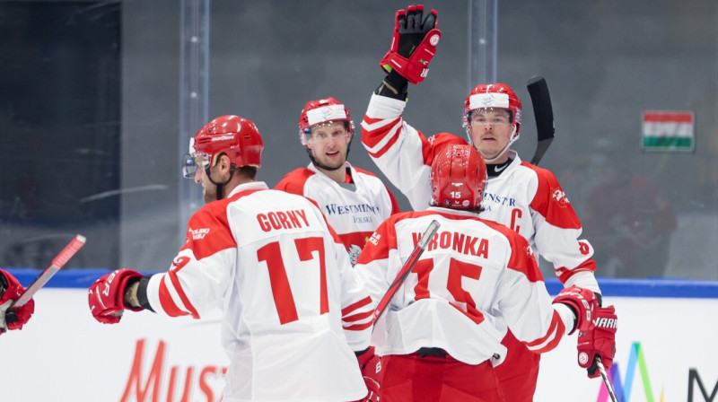 Polijas valstsvienības hokejisti. Foto: Polski Hokej