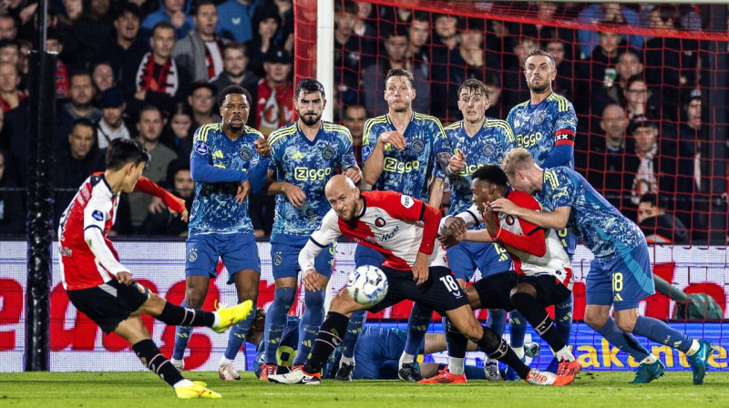 Mirklis no Roterdamas "Feyenoord" un Amsterdamas "Ajax" spēles. Foto: Koen van Weel/EPA/Scanpix