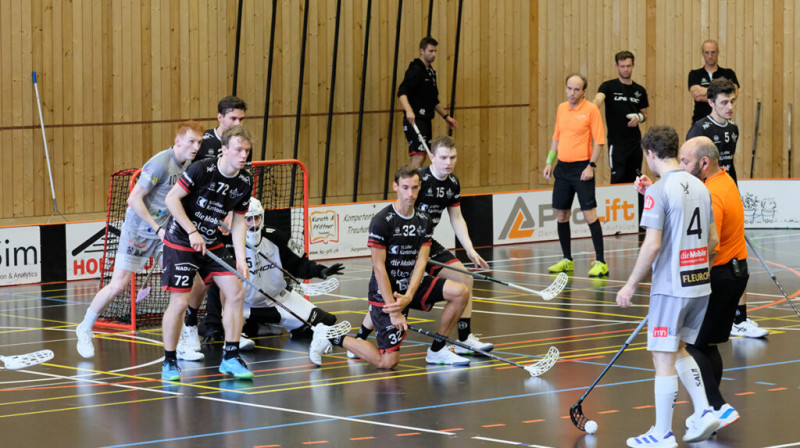 Andris Rajeckis (#32), foto: JK Entertainment, UHC Sarganserland