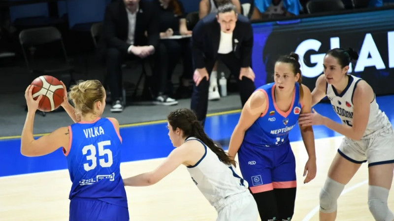 Kate Vilka un Rūta Stiprā 2024. gada 27. novembrī. Foto: EuroCup Women