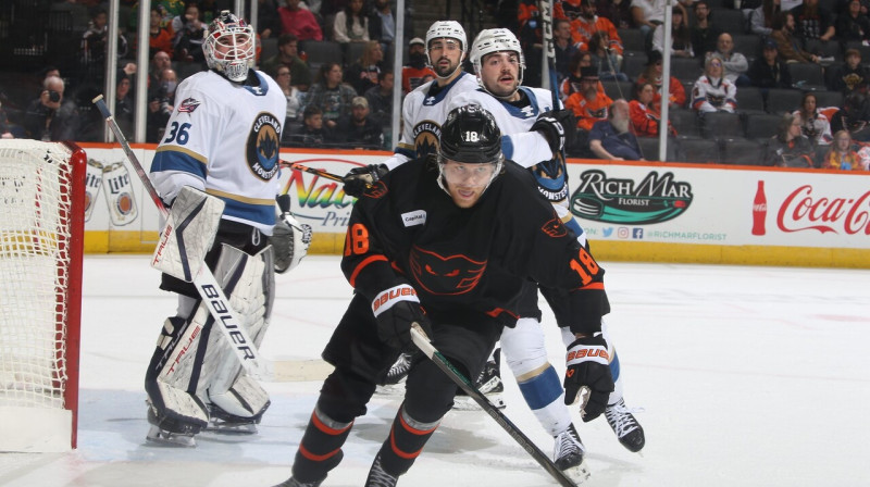 Rodrigo Ābols spēlē pret Klīvlendas "Monsters". Foto: Lehigh Valley Phantoms