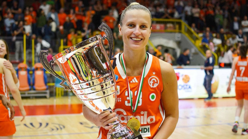 Kitija Laksa: divkārtēja Itālijas čempione. Foto: Kuba Skowron, Koszykowka Kobiet