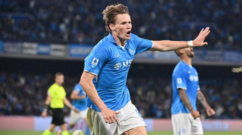 "Napoli" čempiontitulu nodrošinājušo vārtu autors Skots Maktominejs. Foto: AFP/Scanpix