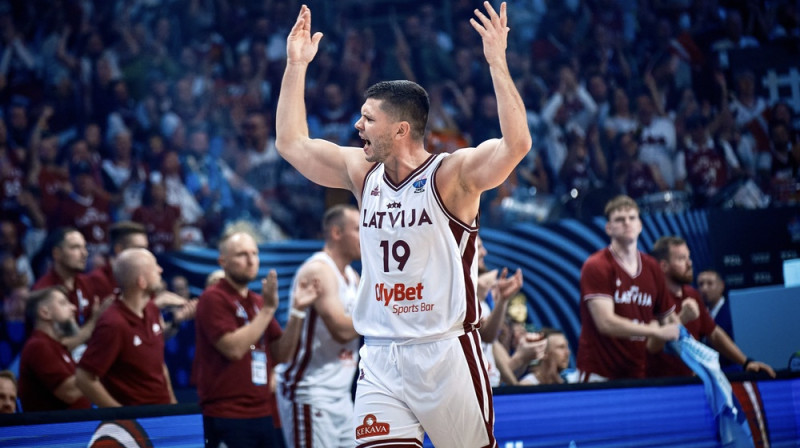 Rihards Lomažs. Foto: FIBA