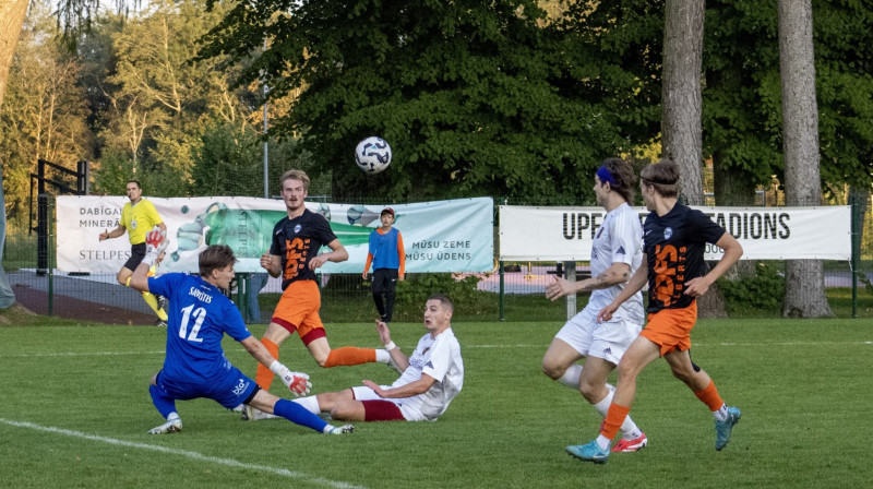 JDFS "Alberts" futbolisti uzbrukumā. Foto: Daniels Stramkaļs