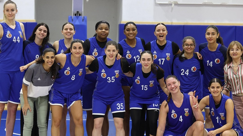 Paula Strautmane un "Maccabi Ramat Gan" basketbolistes. Foto: Maccabi Ramat Gan