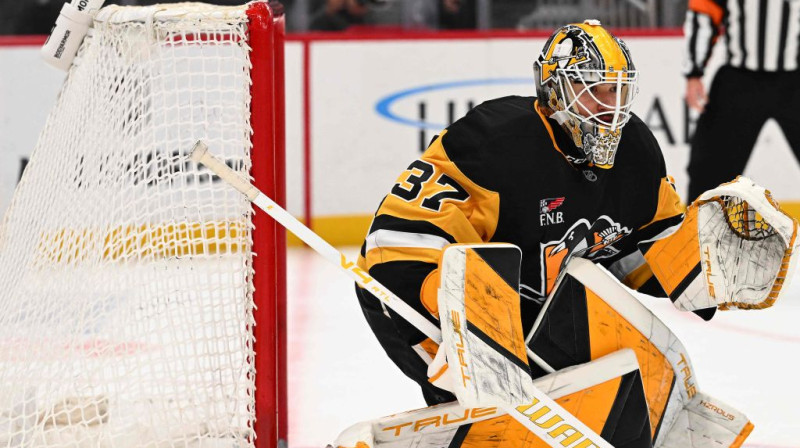 Artūrs Šilovs vārtos pret savu bijušo komandu. Foto. AFP. Scanpix