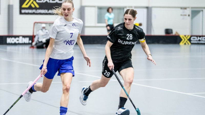 Marta Lība Zameca (no labās) atzīmējās ar trim vārtu guvumiem, foto: Jānis Lārmanis