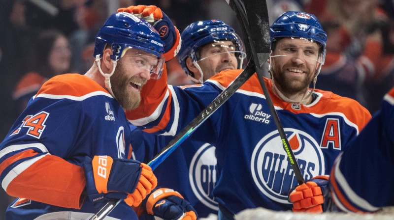 Matīass Ekholms un Leons Draizaitls. Foto: AP/Scanpix