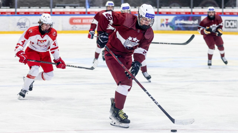 Latvijas U16 izlases uzbrucējs Marians Bogdanovs. Foto: Polski Hokej