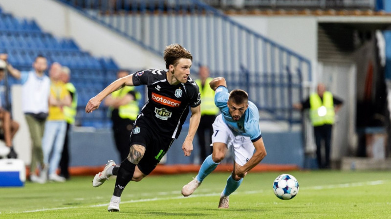 Viļņas "Žalgira" ukraiņu uzbrucējs Staņislavs Bilenkijs UEFA Konferences līgas atlases spēlē Melnkalnē. Foto: Žygimantas Gedvila/Delfi.lt
