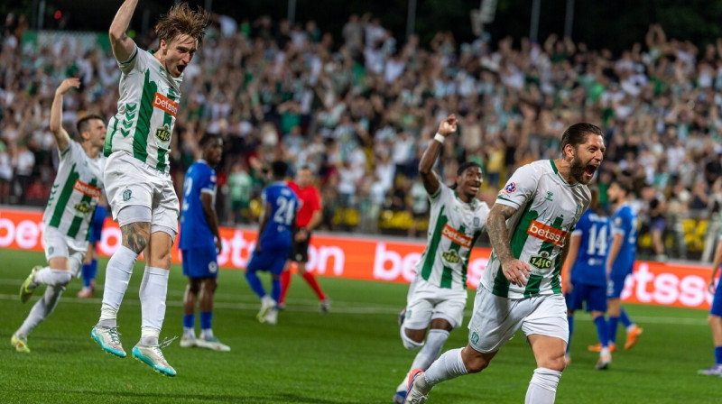 Viļņas "Žalgira" futbolistu līksme cīņā pret Tbilisi "Dinamo". Foto: Julius Kalinskas/ELTA