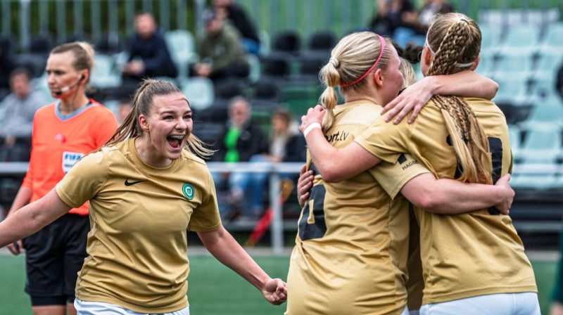 Rīgas "Mettas" futbolistes. Foto: FS Metta