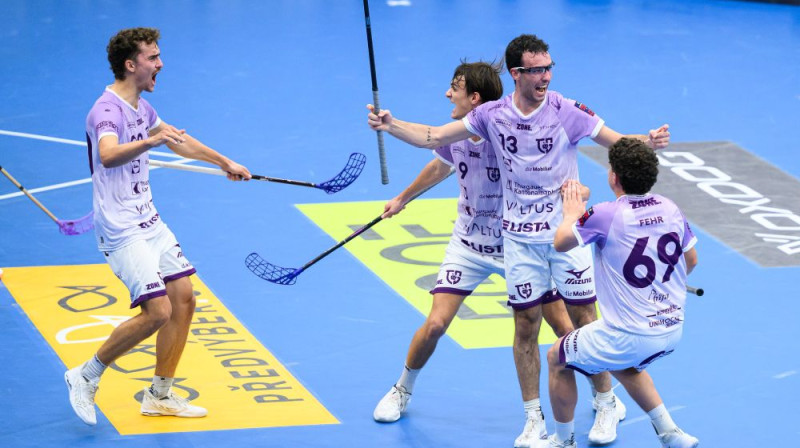"Floorball Thurgau' līksmo par pusfināla sasniegšanu, foto: Martin Flousek, IFF