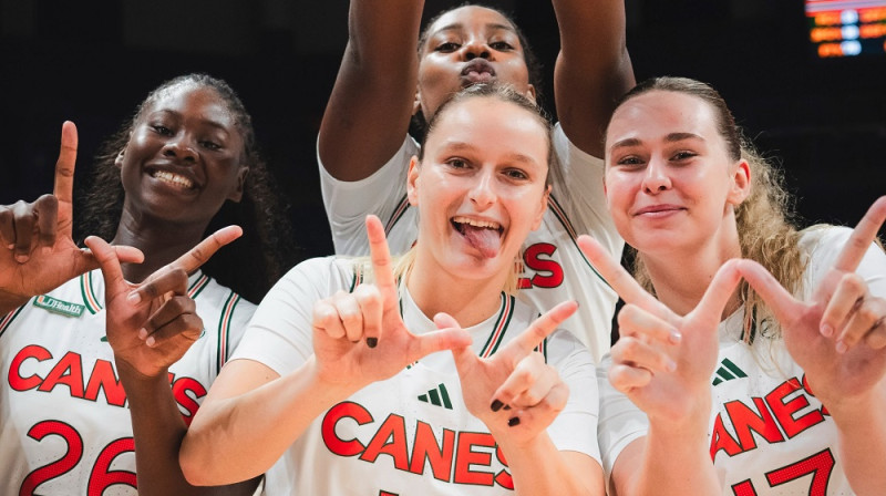 Džesmina Zodia, Dejana Mendesa, Maja Urankera, Anna Liepiņa 2026. gada 18. oktobrī. Foto: Miami WBB