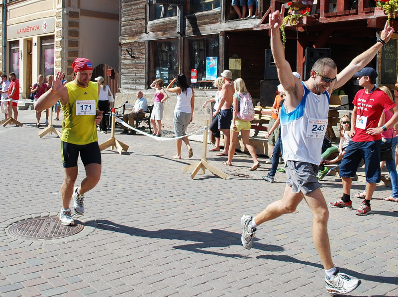 Hanzas maiznīca kļūst par  Valmieras maratona atbalstītāju