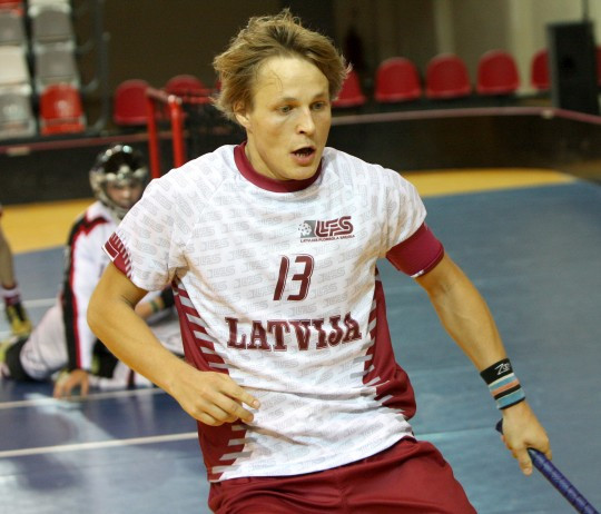 Latvijas junioru florbola izlasei šodien divas spēles