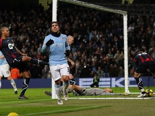"Manchester City" gūst uzvaru
