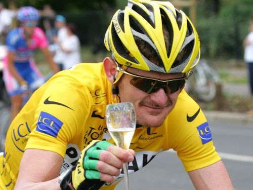 Lendiss: Ārmstrongs lietoja dopingu "Tour de France" laikā