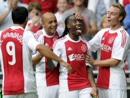 ''Ajax'' sagrauj ''Twente''; ''Alkmaar'' sakauj ''Feyenoord''