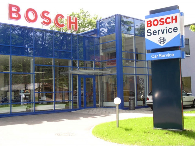 Auto apkopes profesionāļi no Bosch