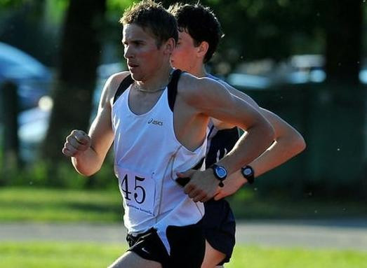 Jānis Arseņikovs Toronto maratonā izcīna trešo vietu