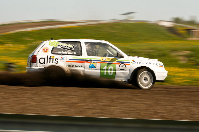 15 gadīgais Nitišs uzvar rallijkrosa 2000 klasē Igaunijā