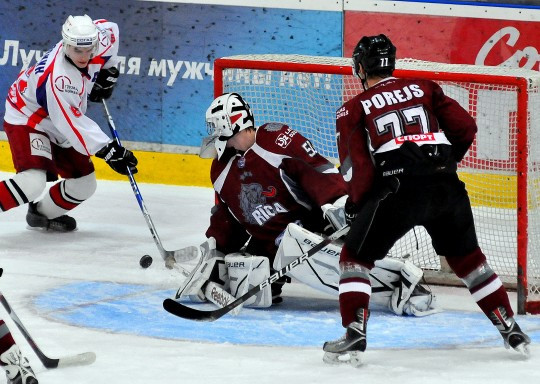 HK Rīga no Čerepovecas. pareizās proporcijas meklējumos