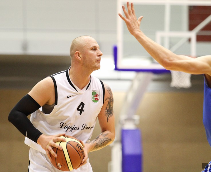 Basketbolists Andrjukaitis kārtos Latvijas pilsonību